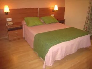 Catalunya Hotel 2*