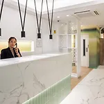 كاتالونيا 2*
